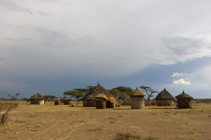 Round Home in Africa — Stock Images of typical round mud huts of rural Ethiopia — Ethiopia, Africa, African, Africans, Ethiopian