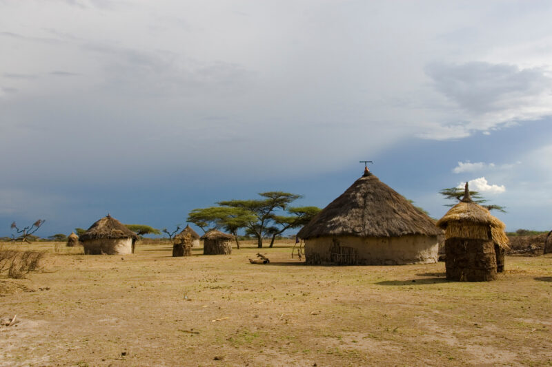 Round Home in Africa — Stock Images of typical round mud huts of rural Ethiopia — Ethiopia, Africa, African, Africans, Ethiopian