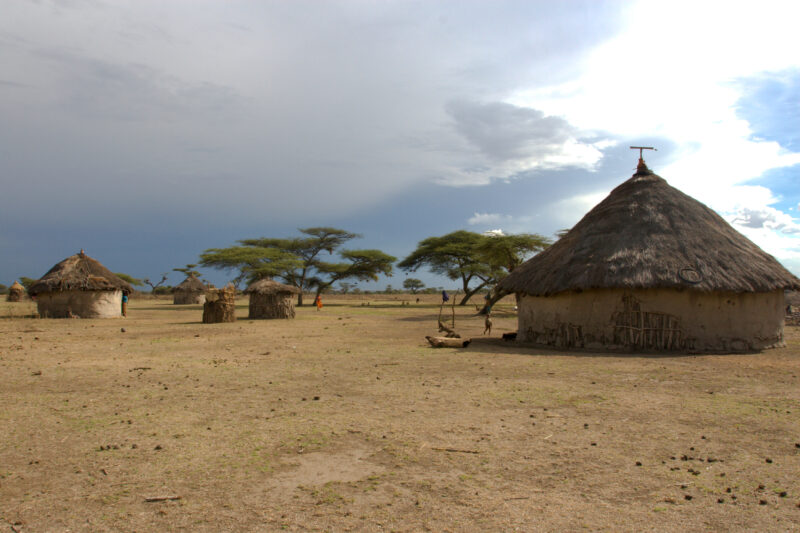 Round Home in Africa — Stock Images of typical round mud huts of rural Ethiopia — Ethiopia, Africa, African, Africans, Ethiopian