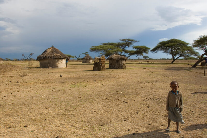 Round Home in Africa — Stock Images of typical round mud huts of rural Ethiopia — Ethiopia, Africa, African, Africans, Ethiopian