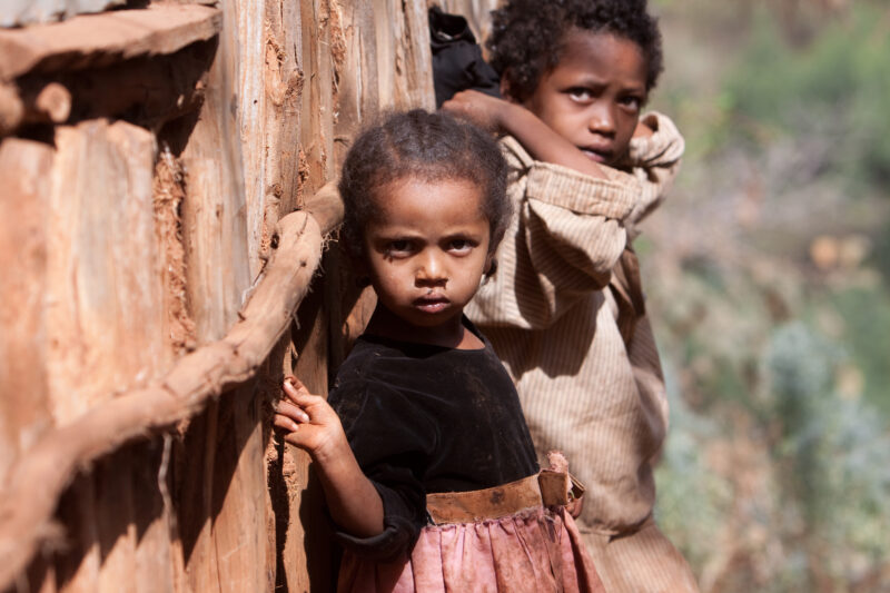 Child in Poverty in Ethiopia — Stock image of a child growing up in poverty in Ethiopia — Ethiopia, Africa, African, Africans, Ethiopian