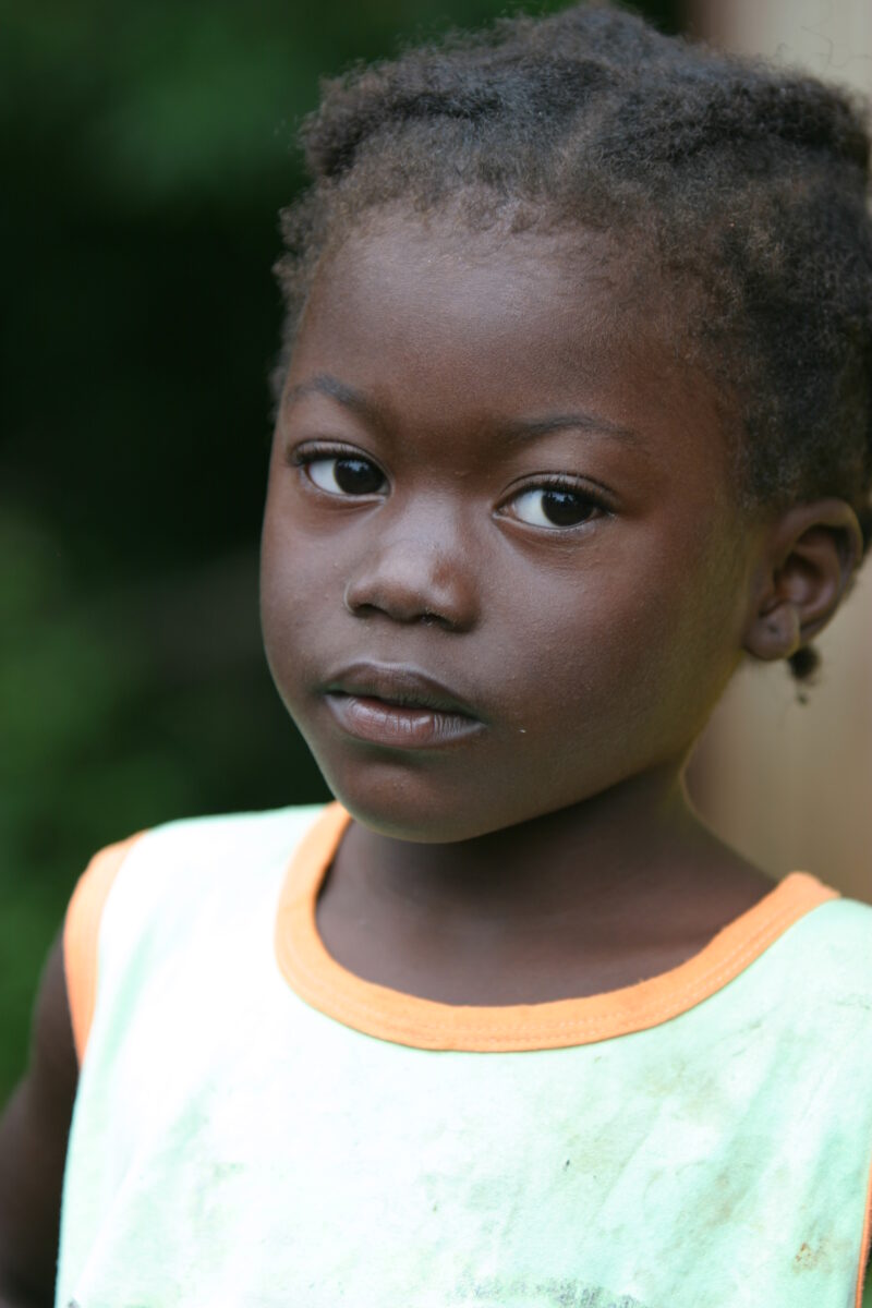 Girl in Sao Tome — Children living in rural Sao Tome, an Island of the coast of West Africa — Sao Tome, Africa, ADRA, Poverty, children