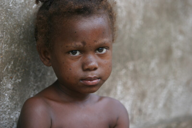 Girl in Sao Tome — Children living in rural Sao Tome, an Island of the coast of West Africa — Sao Tome, Africa, ADRA, Poverty, children