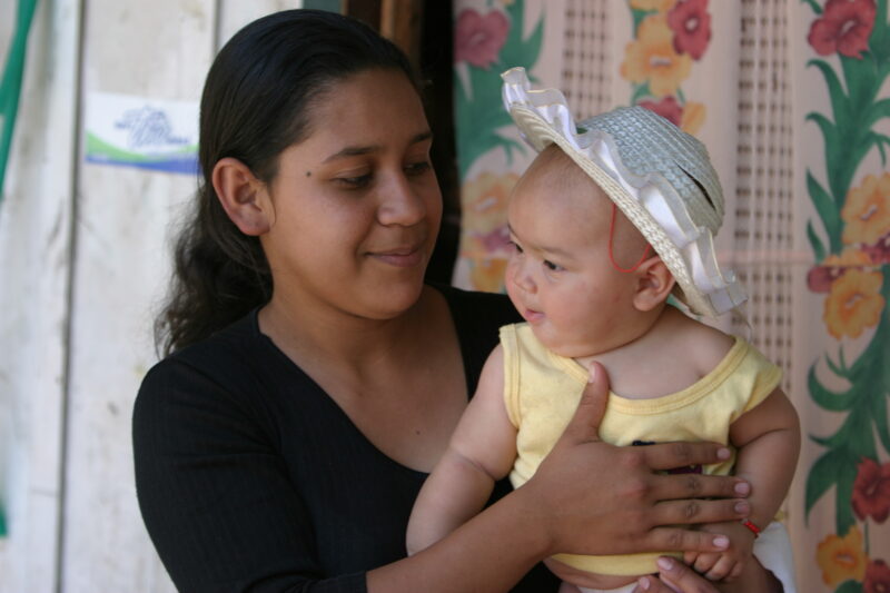 Mother and Baby in Honduras — Proud mother shows off her baby — Honduras, mother, baby, babies