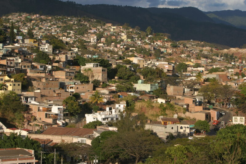 Stock Images of Honduras — Hillside housing in the city of Tegucigalpa, Honduras — Honduras, Tegucigalpa, houses, homes, poor