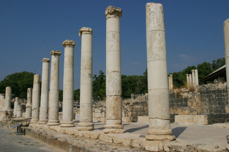 Pillars of Beit She’an, Israel — Israel, Beit She'an, archaeology, Roamn Ruins
