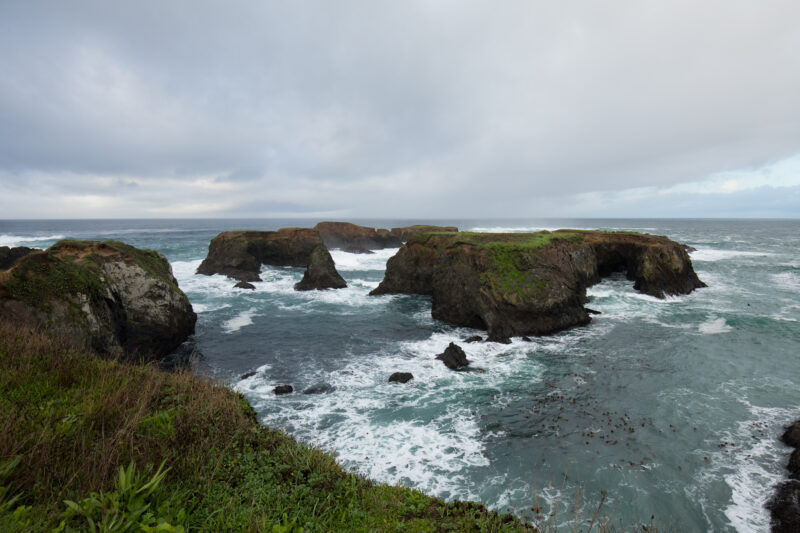 Rocky Coast in Oregon — USA, United States, Oregon, ocean sea, coast