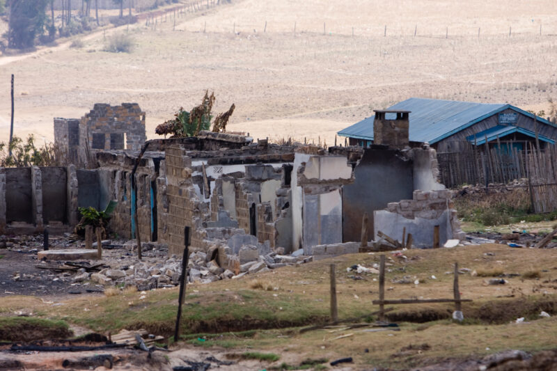 Destroyed Buildings — Buildings burned and destroyed during a time of political disturbance in Kenya — Kenya, Burned Buildings, Africa, political violence
