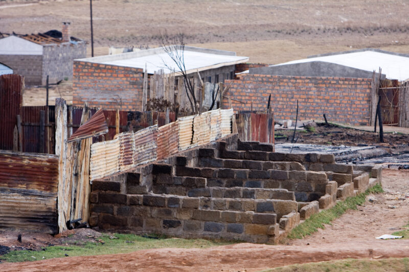Destroyed Buildings — Buildings burned and destroyed during a time of political disturbance in Kenya — Kenya, Burned Buildings, Africa, political violence