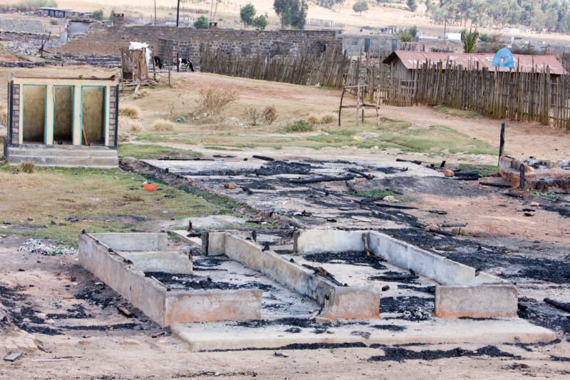 Destroyed Buildings — Buildings burned and destroyed during a time of political disturbance in Kenya — Kenya, Burned Buildings, Africa, political violence