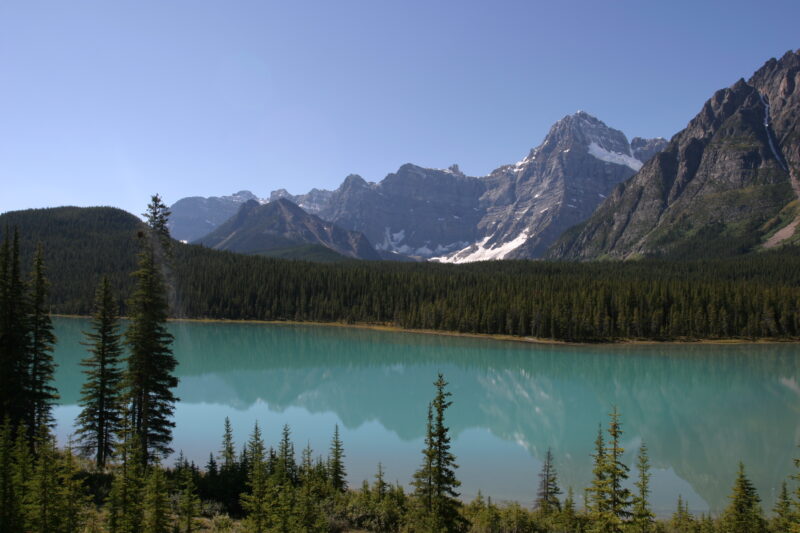 Lake in Alberta — Stock Images of Lakes — Canada, Alberta, Banff National Park, Scenic, Mountians