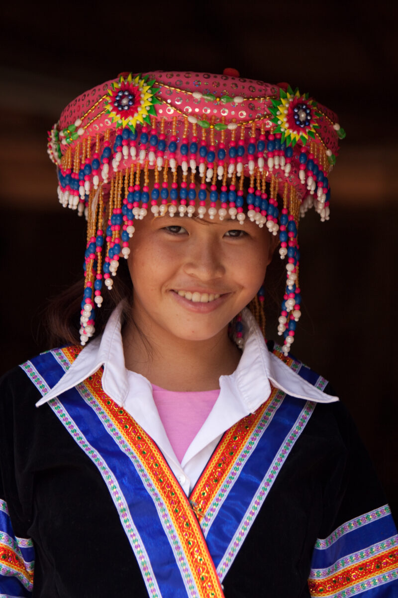 Girl in Laos — Stock Images of the faces of young girls, living in Laos, Southeast Asia — Laos, Southeast Asia, faces, child, children girls