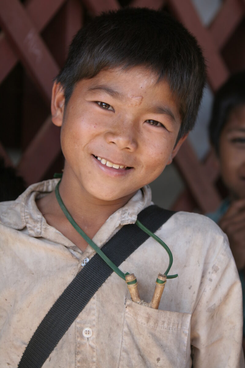 Boy in Laos — Happy boy with slingshot — Laos, Southeast Asia, children, child, boy