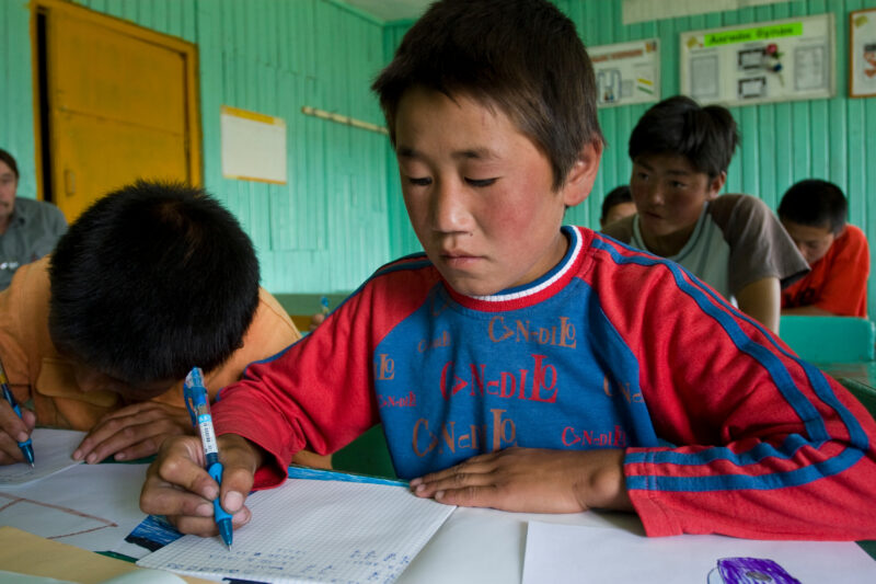 School Classroom in Mongolia — Stock image of a classroom in Mongolia — Children, Education, Mongolia, class, school
