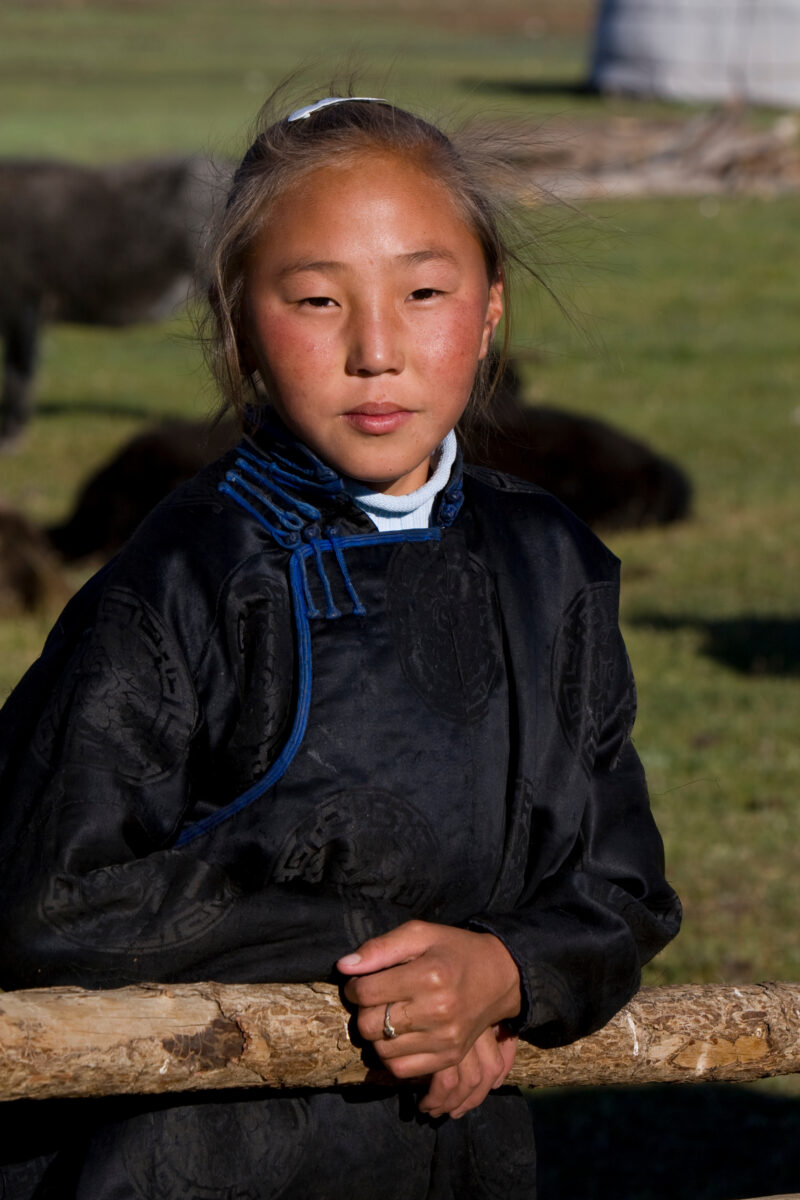Girl in Mongolia — Stock Images of Mongolia: Girl Closeup — Mongolia, faces, girl, girls