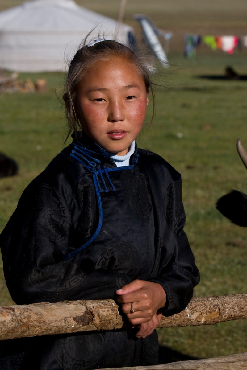 Girl in Mongolia — Stock Images of Mongolia: Girl Closeup — Mongolia, faces, girl, girls