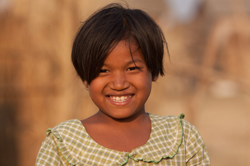 Girl in Burma — Images of girls living on a sand bar island on the Ayeyarwaddy river in Burma, near old Bagan. — Burma, Myanmar, child, children, faces