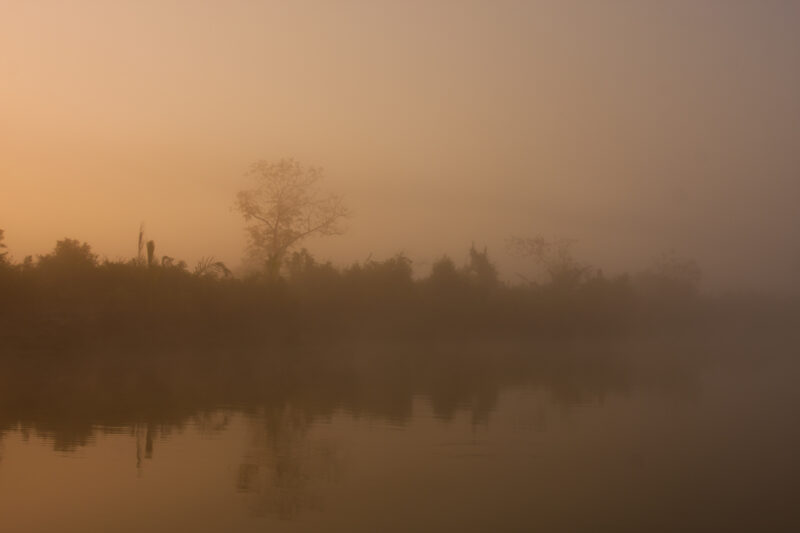 Sunrise in the Irrwady Delta — Stock Images of life in the Irrawaddy Delta region of Burma, after cyclone Nargis devistated the region — Burma, Myanmar, Ayey...