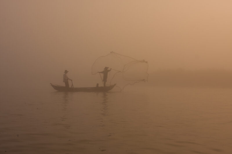 Sunrise in the Irrwady Delta — Stock Images of life in the Irrawaddy Delta region of Burma, after cyclone Nargis devistated the region — Burma, Myanmar, Ayey...