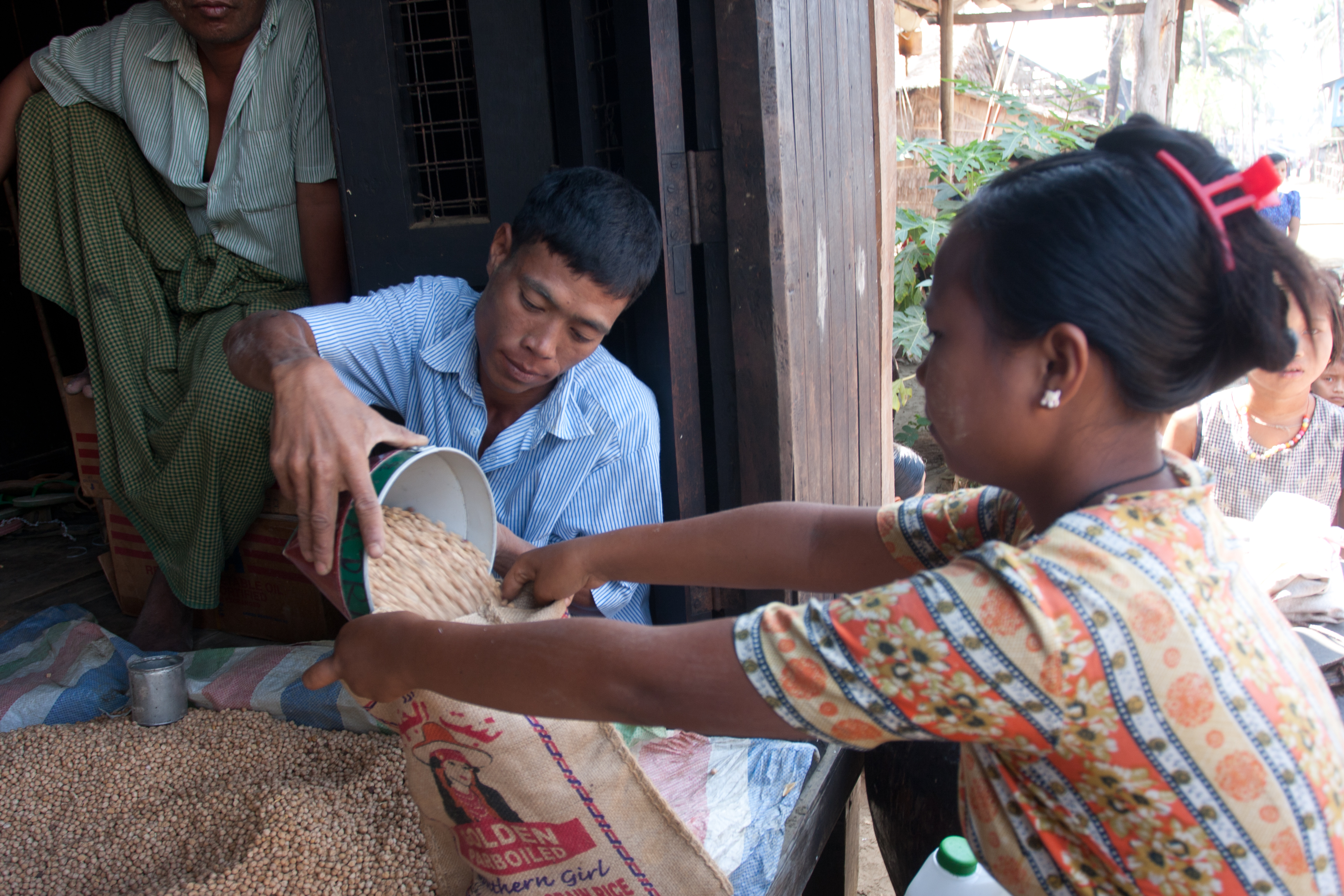 Food Distirbution after Cyclone in Burma