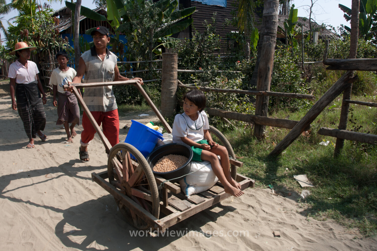 Food Distirbution after Cyclone in Burma