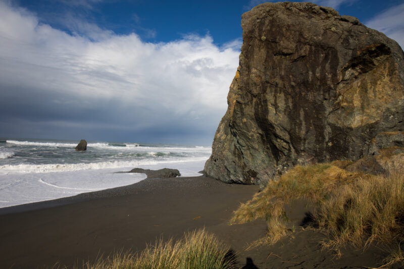 Oregon Coast at Sunset — Beautiful Sunset Scene on the Oregon Cost in the United States. — Beach, Coast, Ocean, Oregon, Sea