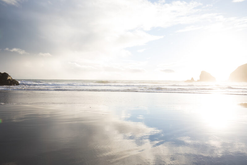 Oregon Coast at Sunset — Beautiful Sunset Scene on the Oregon Cost in the United States. — Beach, Coast, Ocean, Oregon, Sea