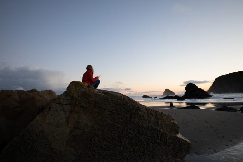 Oregon Coast at Sunset — Beautiful Sunset Scene on the Oregon Cost in the United States. — Beach, Coast, Ocean, Oregon, Sea
