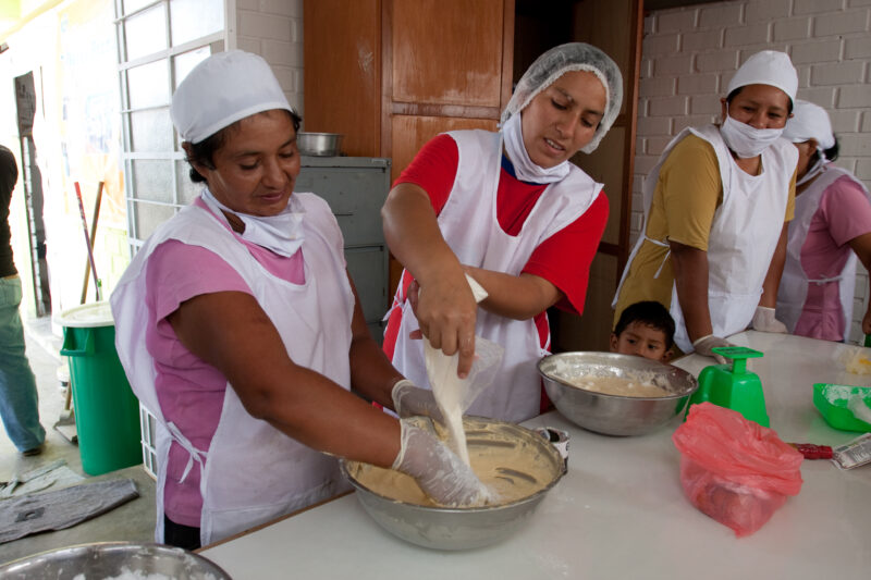 Learning to Bake for Cash! — Women living in a poor community on the outskirts of Lima, learn how to make baked goods, as a way to generate income for their ...