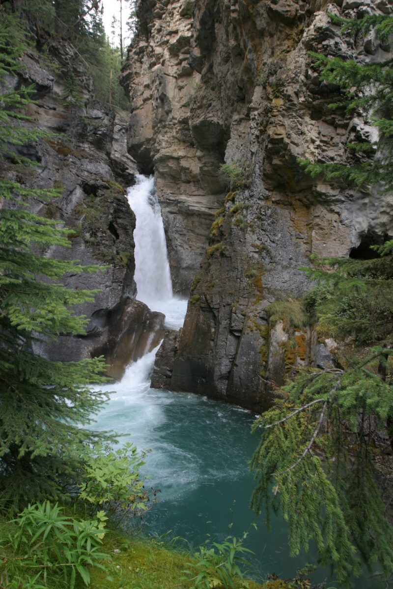 Rivers — Canada, Alberta, Banff National Park, Scenic, Mountians