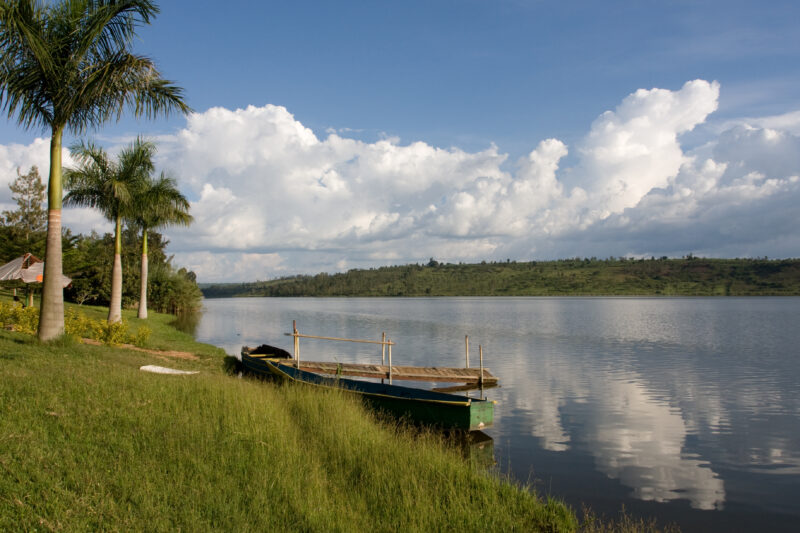 Lake Muhazai in Rwanda — Rwanda, Africa, lake, scenic