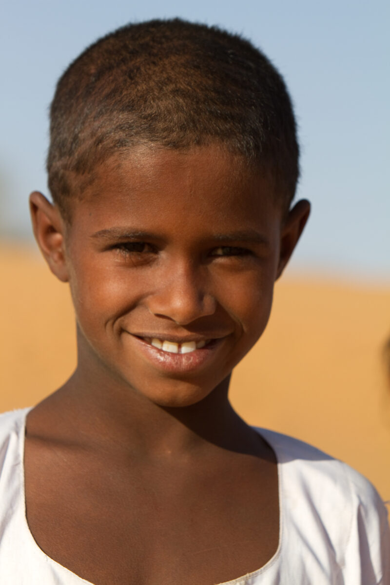 Child in Sudan — Close Up of a child growing up in the desert in Sudan — Africa, Sudan, child, children, desert