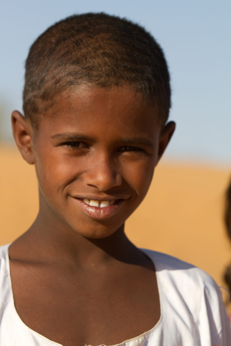 Child in Sudan — Close Up of a child growing up in the desert in Sudan — Africa, Sudan, child, children, desert