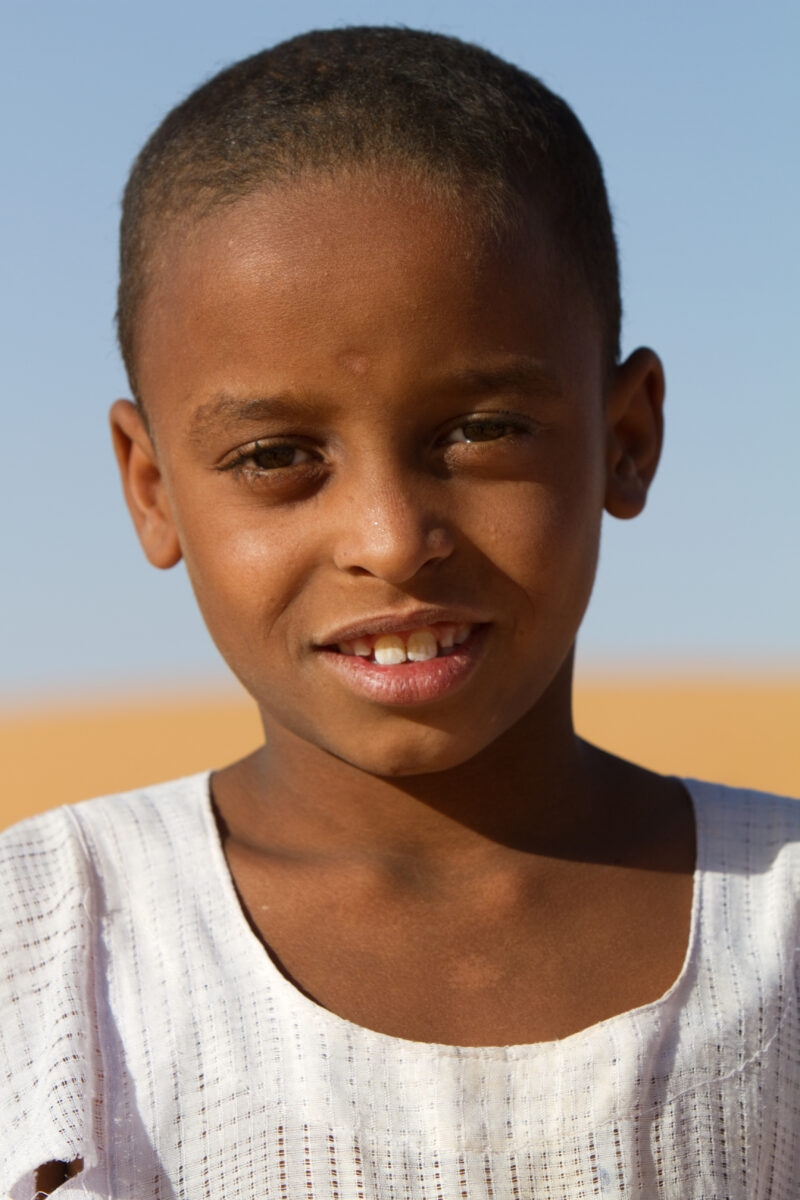 Child in Sudan — Close Up of a child growing up in the desert in Sudan — Africa, Sudan, child, children, desert