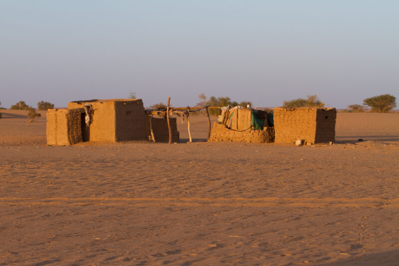 House in the Desert — Stock Images of dry desert region of Sudan — Africa, Sudan, dry, desert, sand