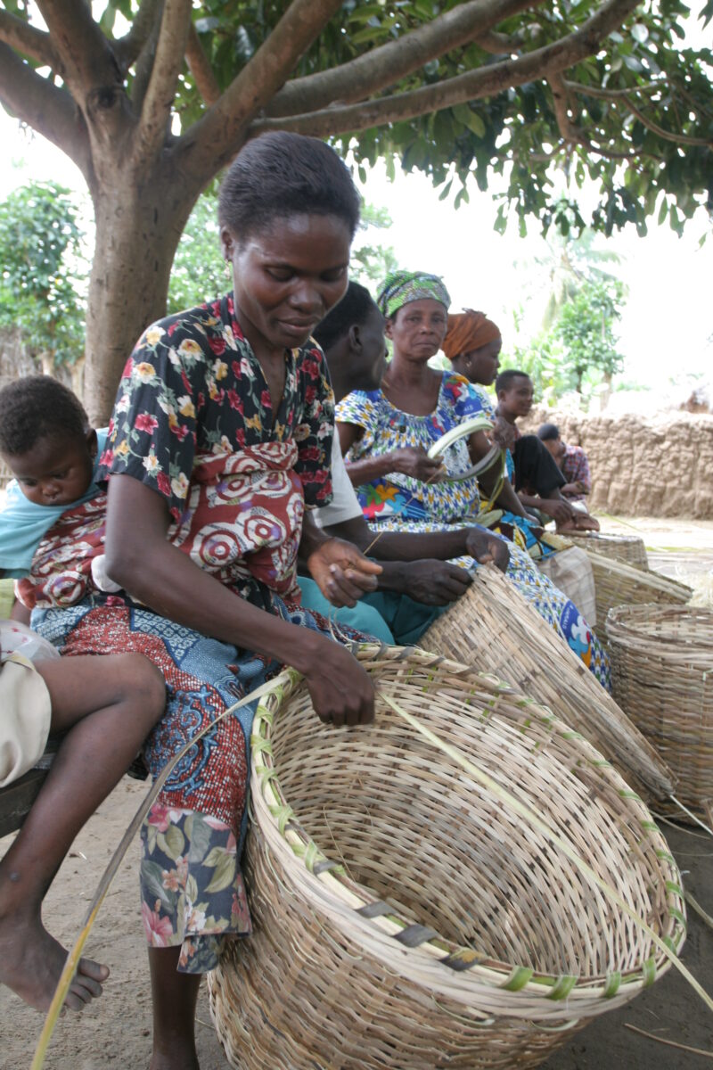 Making Baskets in Togo — People learn how to make baskets to earn income in West Africa — Togo, Africa, West Africa, faces, women
