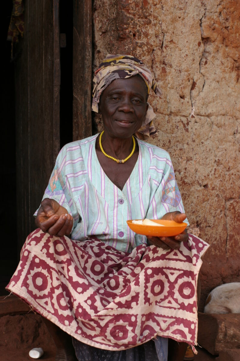 Woman in Togo Africa — Closeup of a woman in Togo in West Africa — Togo, Africa, West Africa, faces, women