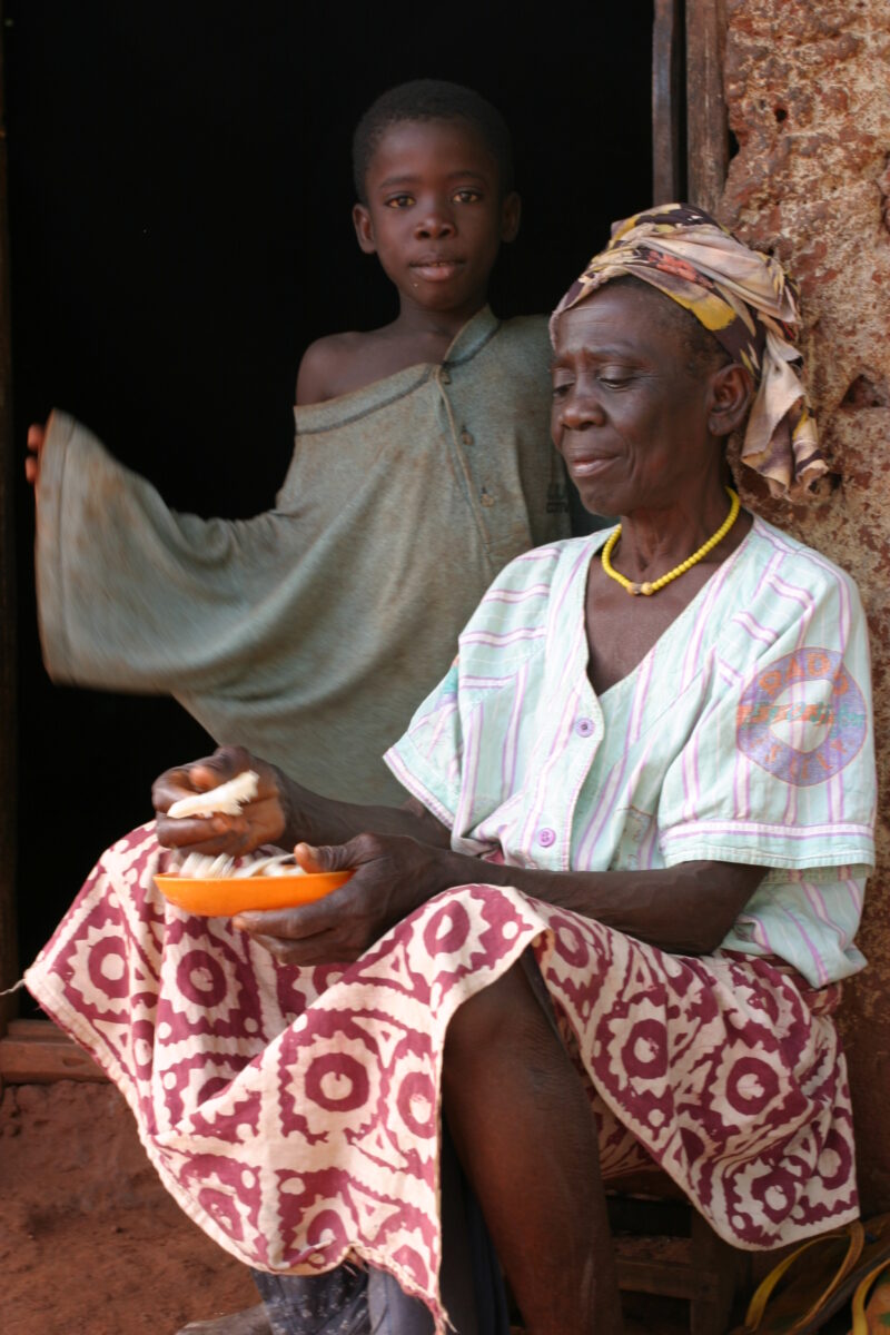 Woman in Togo Africa — Closeup of a woman in Togo in West Africa — Togo, Africa, West Africa, faces, women