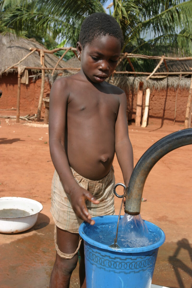 Collecting Water in Togo, Africa — Togo, Africa, West Africa, children, poor