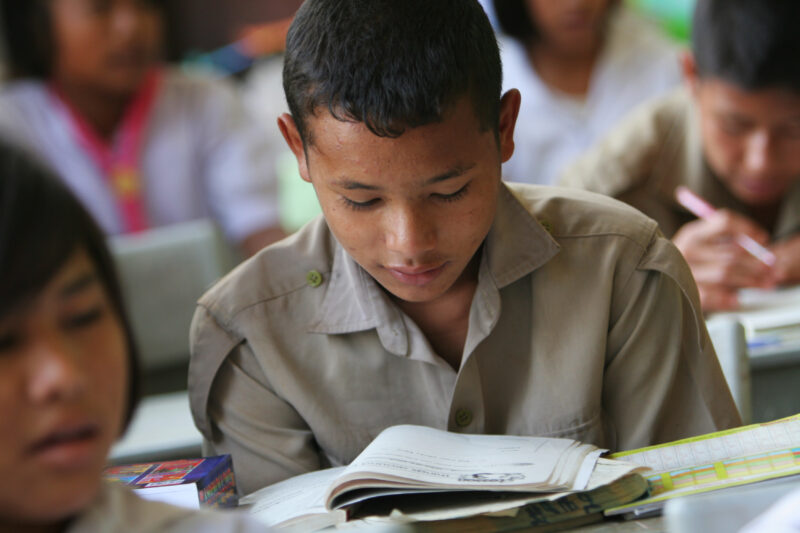 Student In School in Thailand — Students at a school in Ruarl Thailand — Thailand, children, students, school