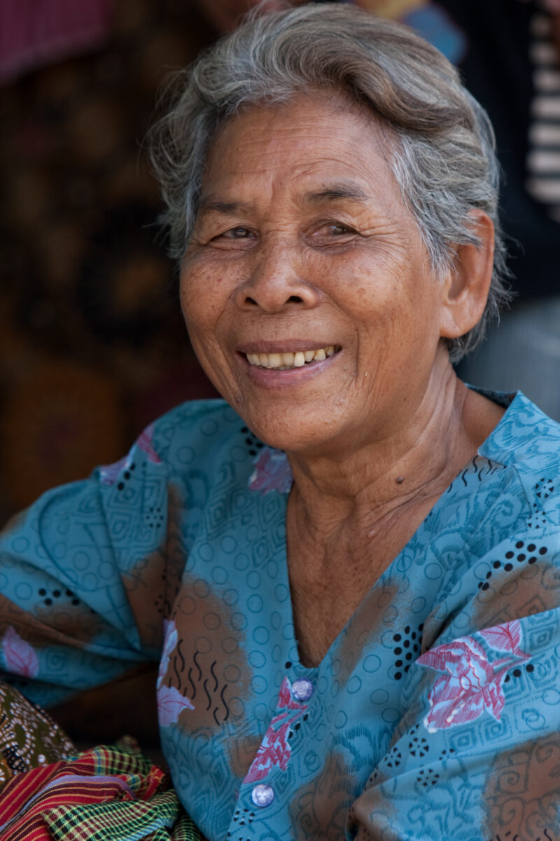 Elderly Woman in Cambodia — Stock Images of elderly people of the country of Cambodia — Cambodia, poverty, people, faces, elders