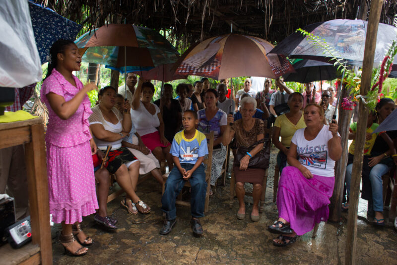 Church Gathering — Christians gather to praise and worship in a temporary church made of Bamboo and leaves, in Cuba — Cuba, Church, Christian, group, people
