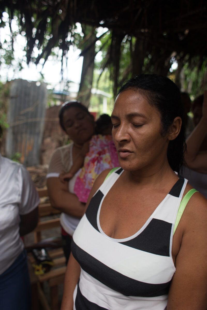 Church Gathering — Christians gather to praise and worship in a temporary church made of Bamboo and leaves, in Cuba — Cuba, Church, Christian, group, people