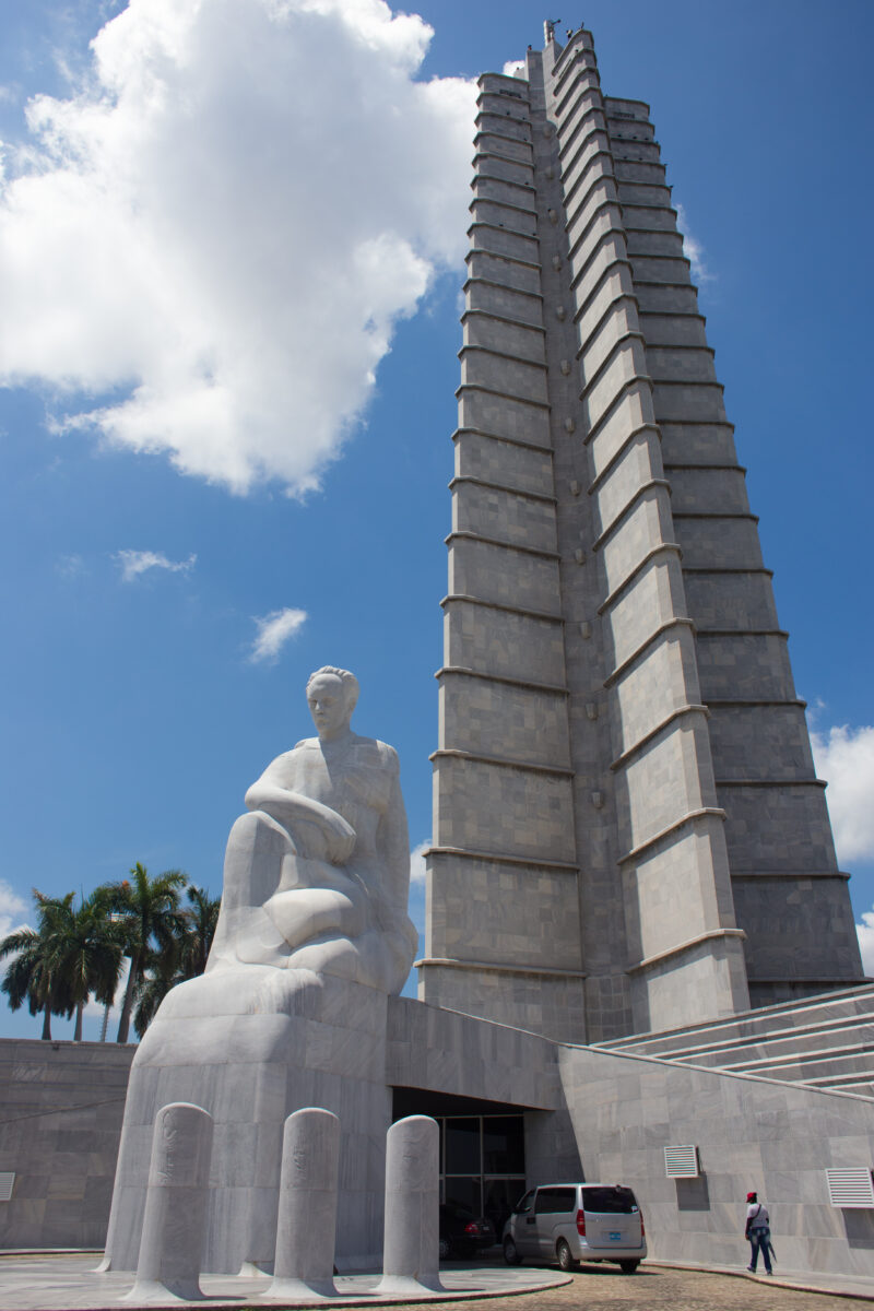 Revolution Square — Cuba, Havana, monumants, memorial, sculpture