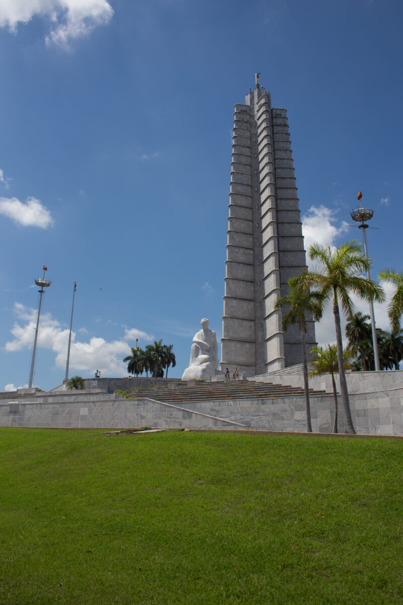 Revolution Square — Cuba, Havana, monumants, memorial, sculpture