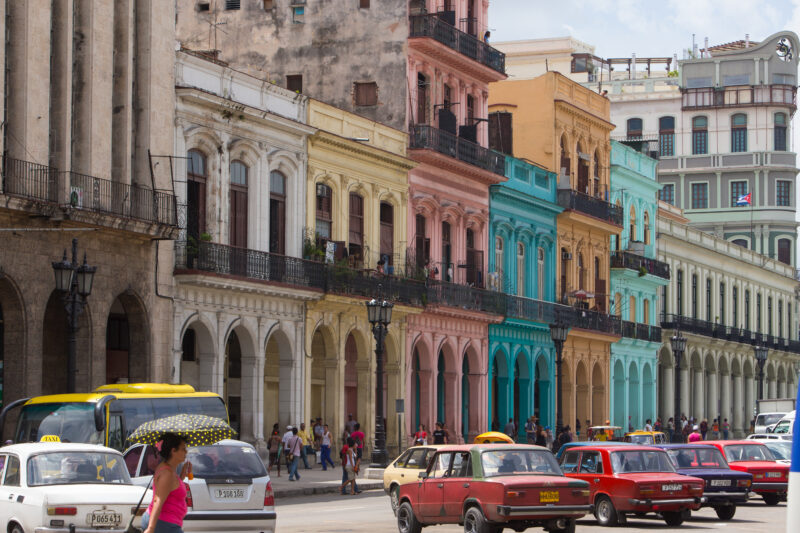 Photo: Old Buildings in Havana — Cuba