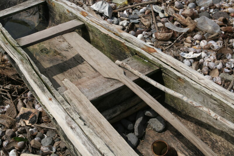Fishing boats in Sao Tome — Stock Images of Typical handmade bouts, used for fishing in Sao Tome, Africa — Sao Tome, Africa, Fishing, boats, canoe