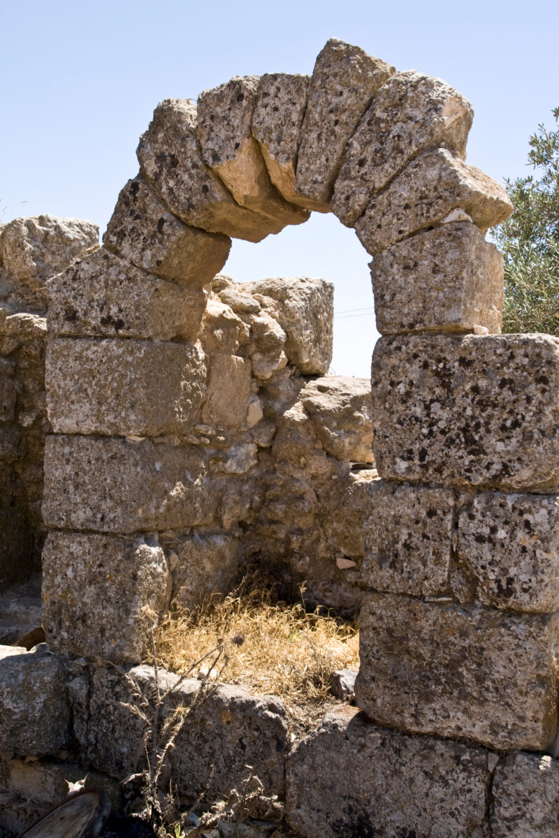 Abandoned Ruins of house in Jordan — Old Ruins in Jordan — Archaeology, Jordan, arch, arches, ruins