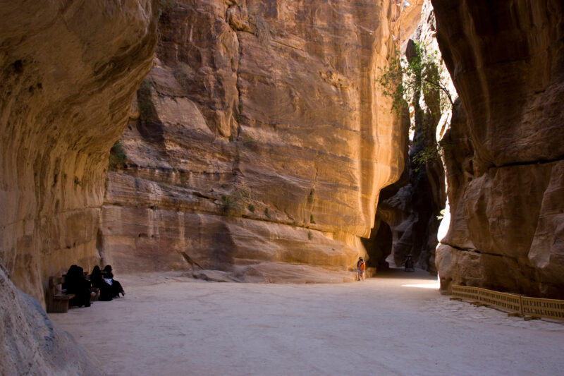 Petra in Jordan — The Siq,leading in to the beautiful ancient rose colored site of Petra, in Jordan — Jordan, Petra, siq