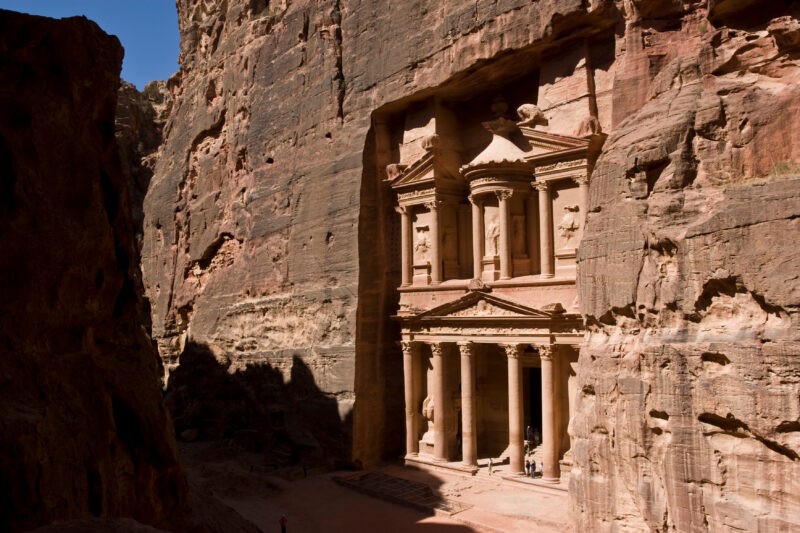Petra in Jordan — The famous Treasury of Petra, Jordan — Archaeology, Jordan, Petra, Treasury